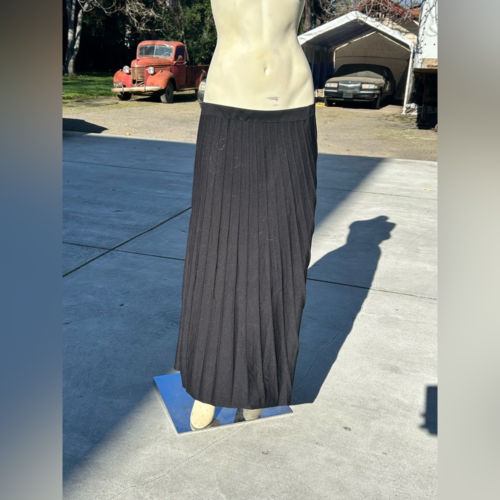 Knit Skirt